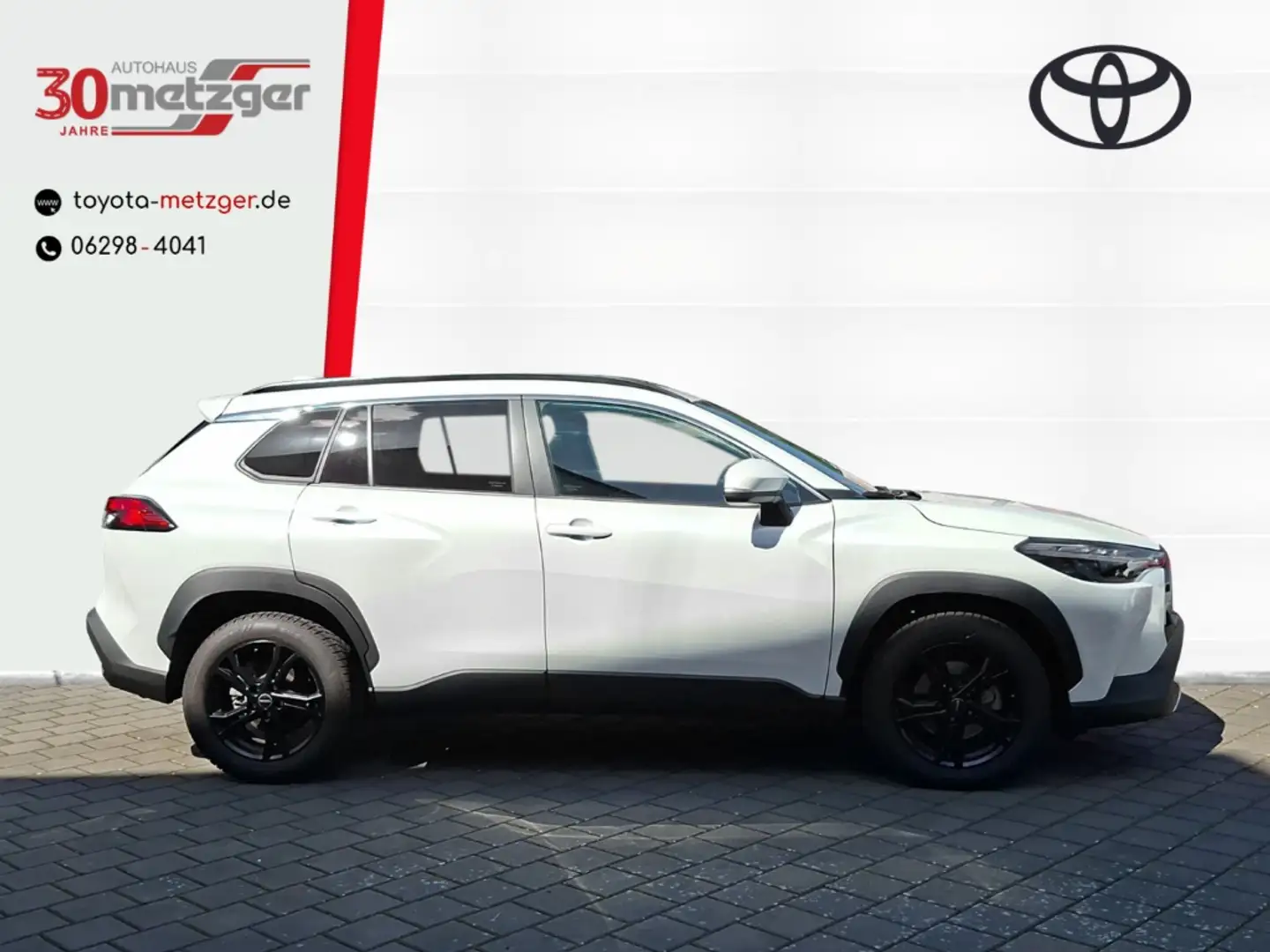 Toyota Corolla Cross 2.0 Hybrid Style + AHK +Navi +Digitales Cockpit +A Blanc - 2