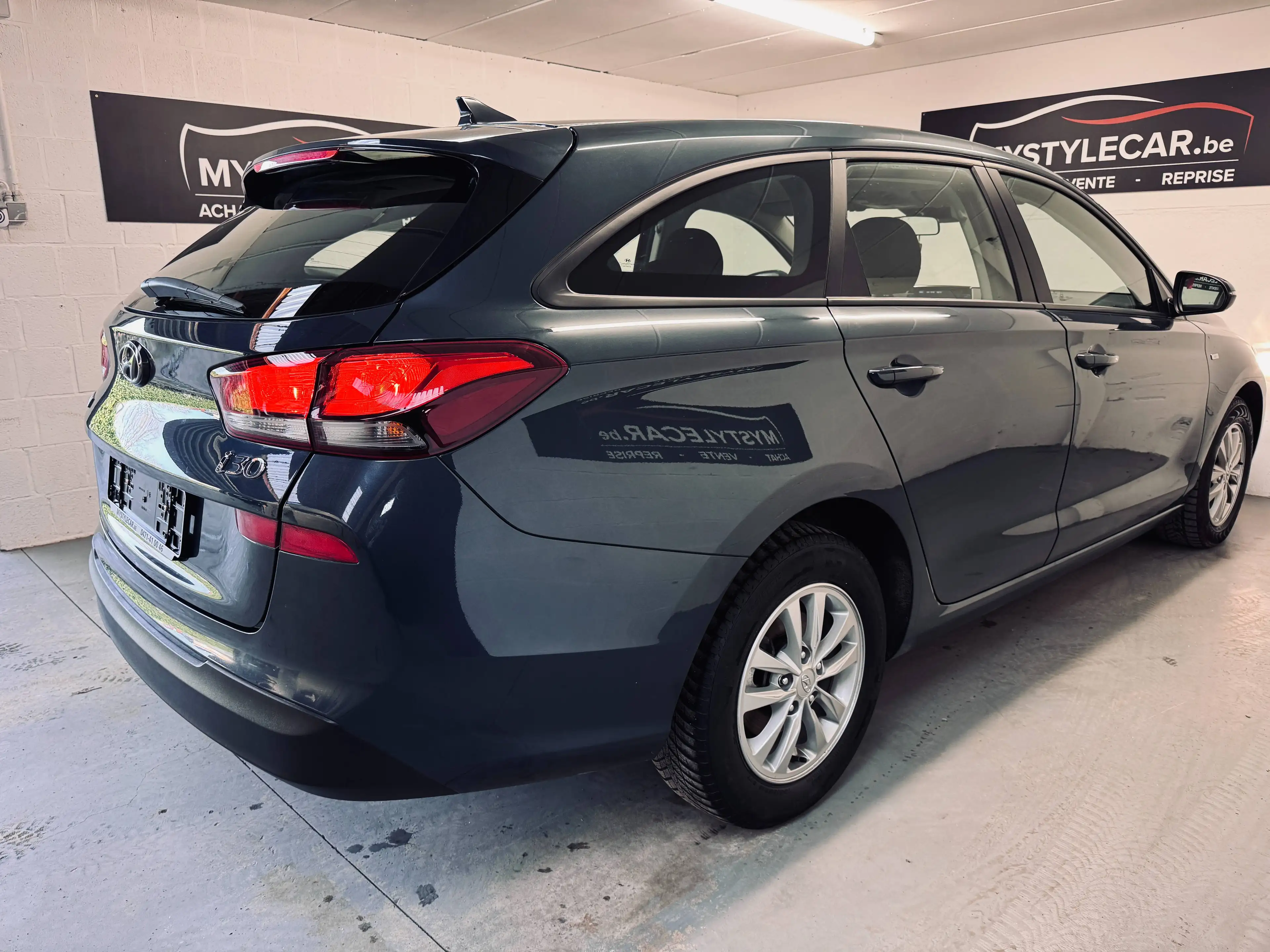 Hyundai i30 i30 hybride,  1er proprio, Garantie 1 an — photo 4