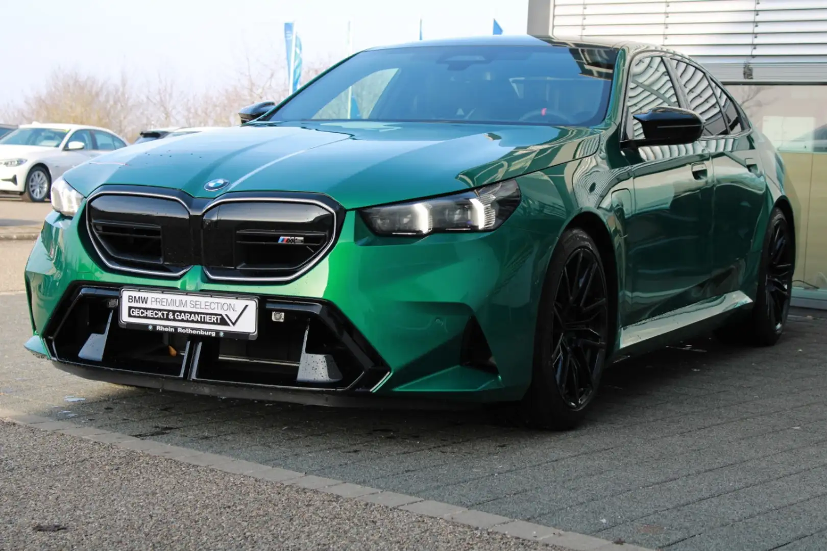 BMW M5 xDrive Limo Pano Bowers ACC 360 Cam Mem Vert - 2