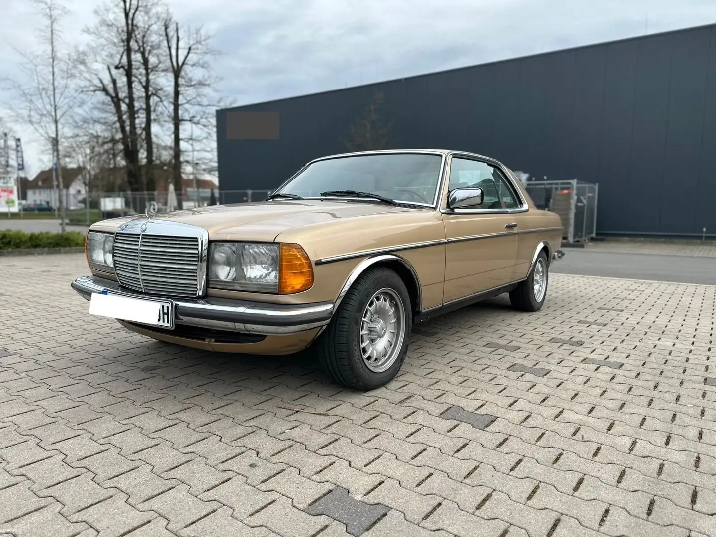 Mercedes-Benz CE 280 Brązowy - 1