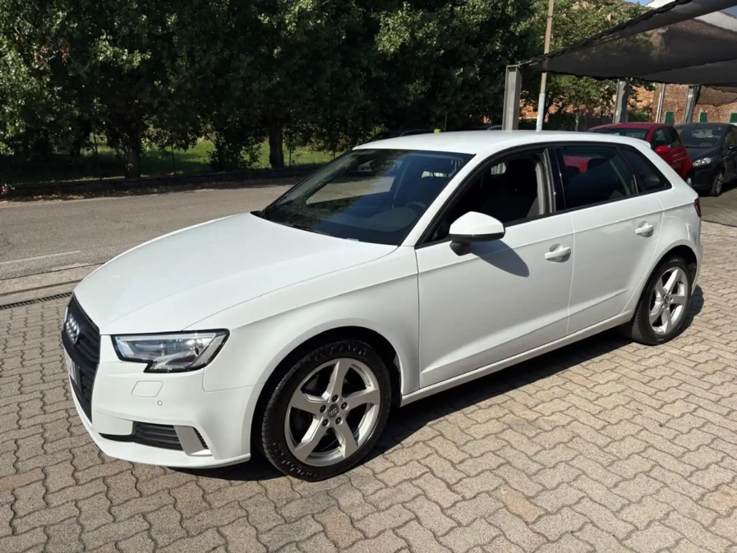 Audi A3 SPB 30 TDI S tronic Sport OK NEOPATENTATO Bianco - 1