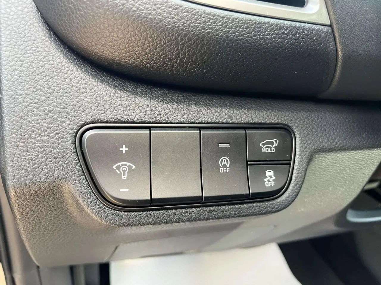 Kia Seltos снимка Kia Seltos