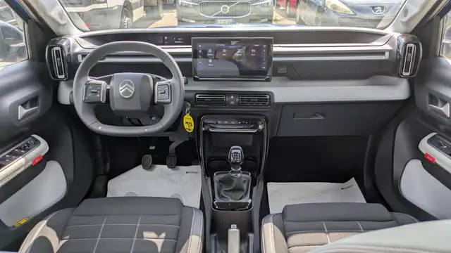 Citroen C3 view 8