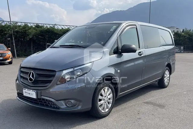 Mercedes-Benz V 200 V 200 d Automatic 4Matic Executive Business Long