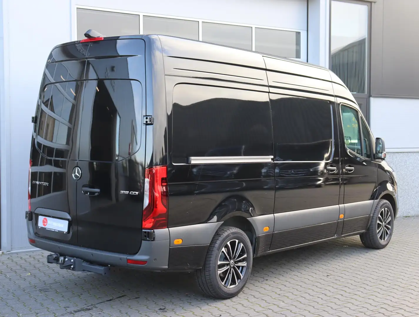 Mercedes-Benz Sprinter 319 1.9 CDI L2 Pro VOL!! 190pk ACC | 360cam 3.5t T Nero - 2