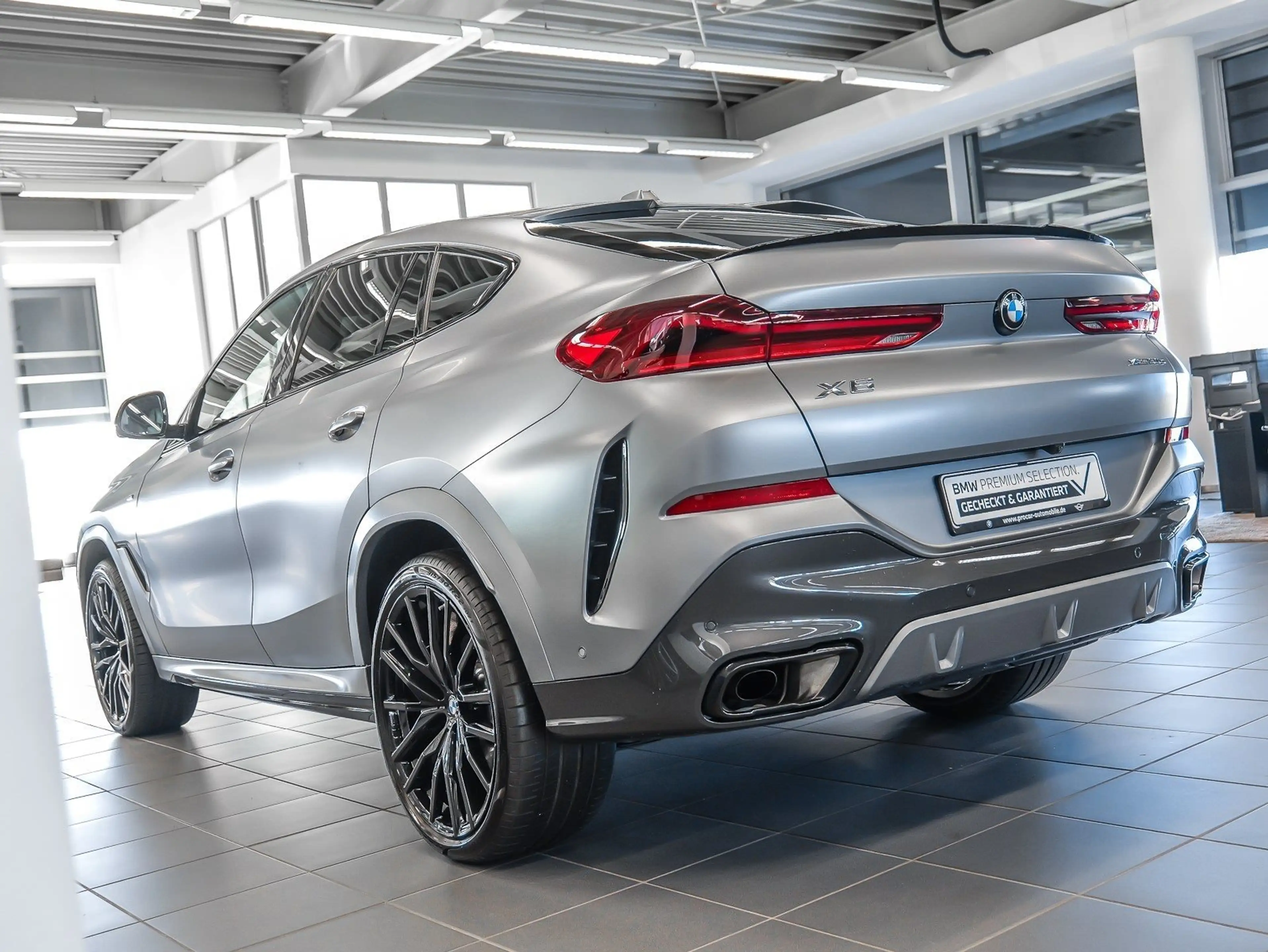 BMW X6 xDrive30d M Sport PANO HUD RFK NAVI LED Massage — photo 7