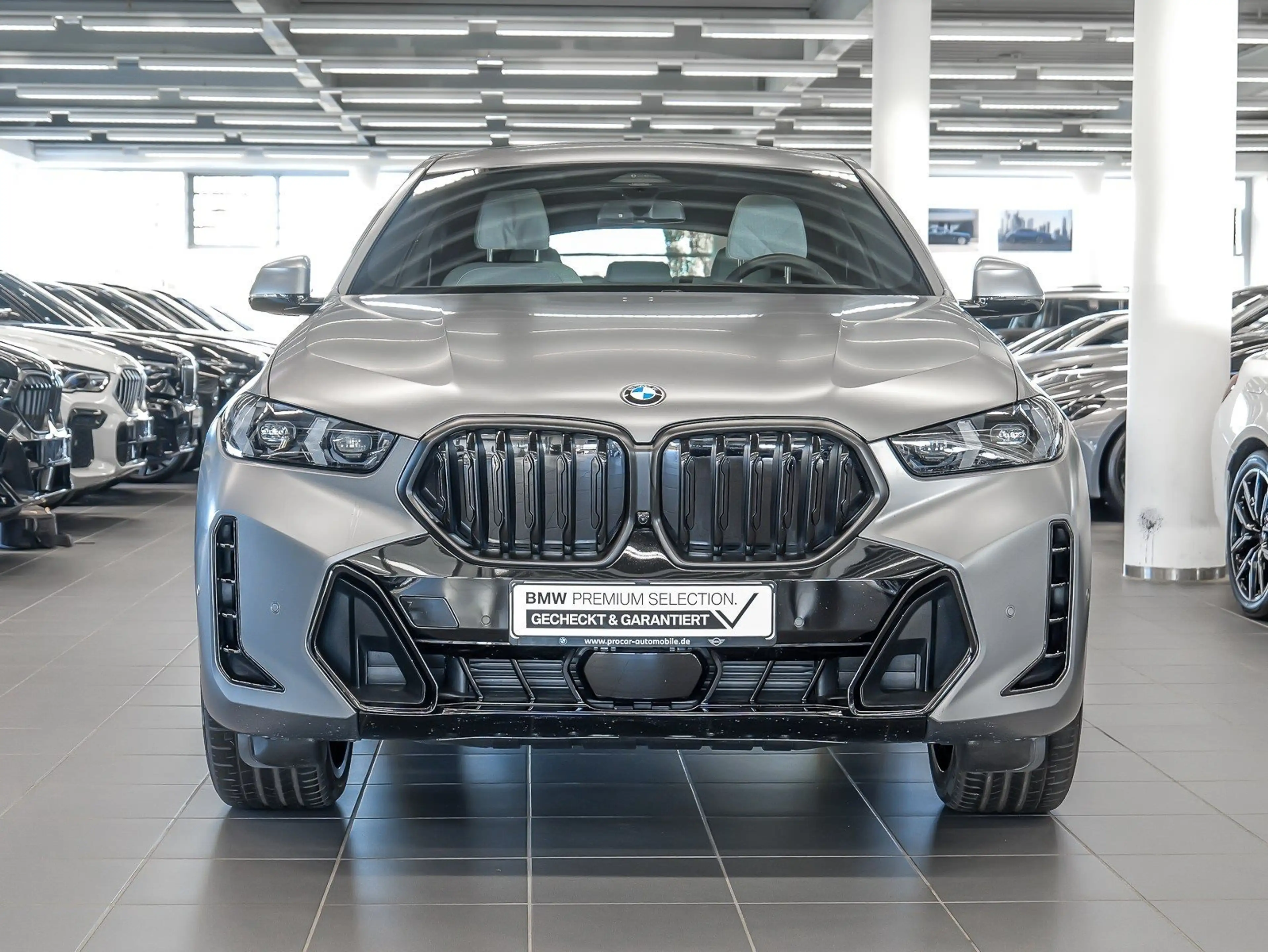 BMW X6 xDrive30d M Sport PANO HUD RFK NAVI LED Massage — photo 8