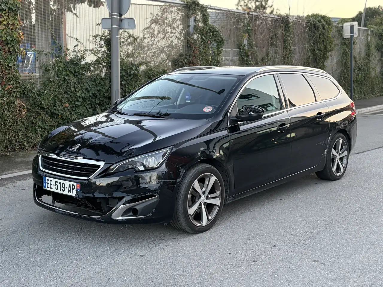 Peugeot 308 SW 1.6 BlueHDi 120ch S\u0026S EAT6 Activ