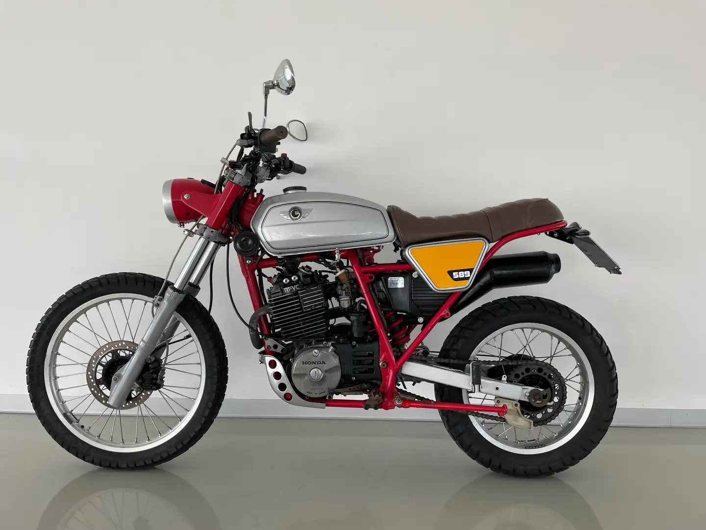 Honda XL 600 SPECIAL SCRAMBLER CAFE RACER Argento - 1