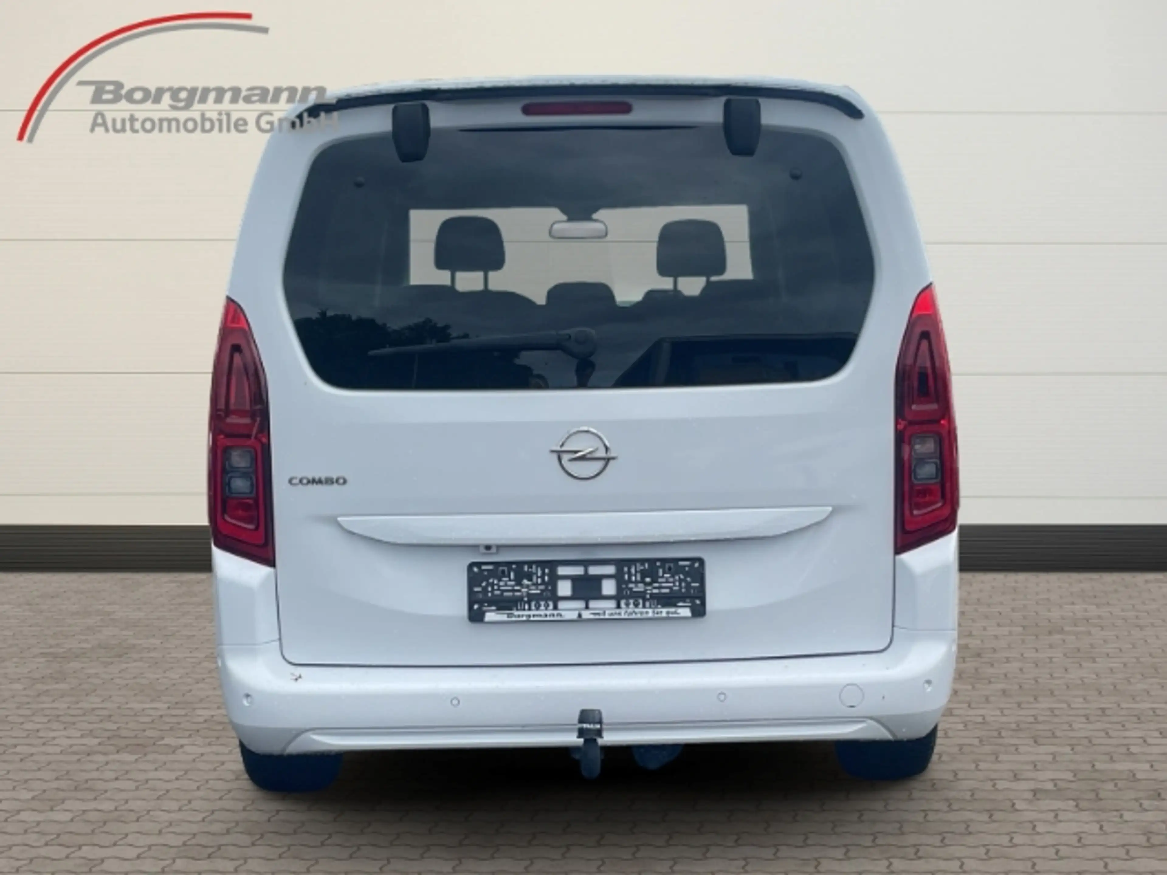 Opel Combo Life Elegance 1.5 Bluetooth - Rückfahrkamera - Navi — photo 5