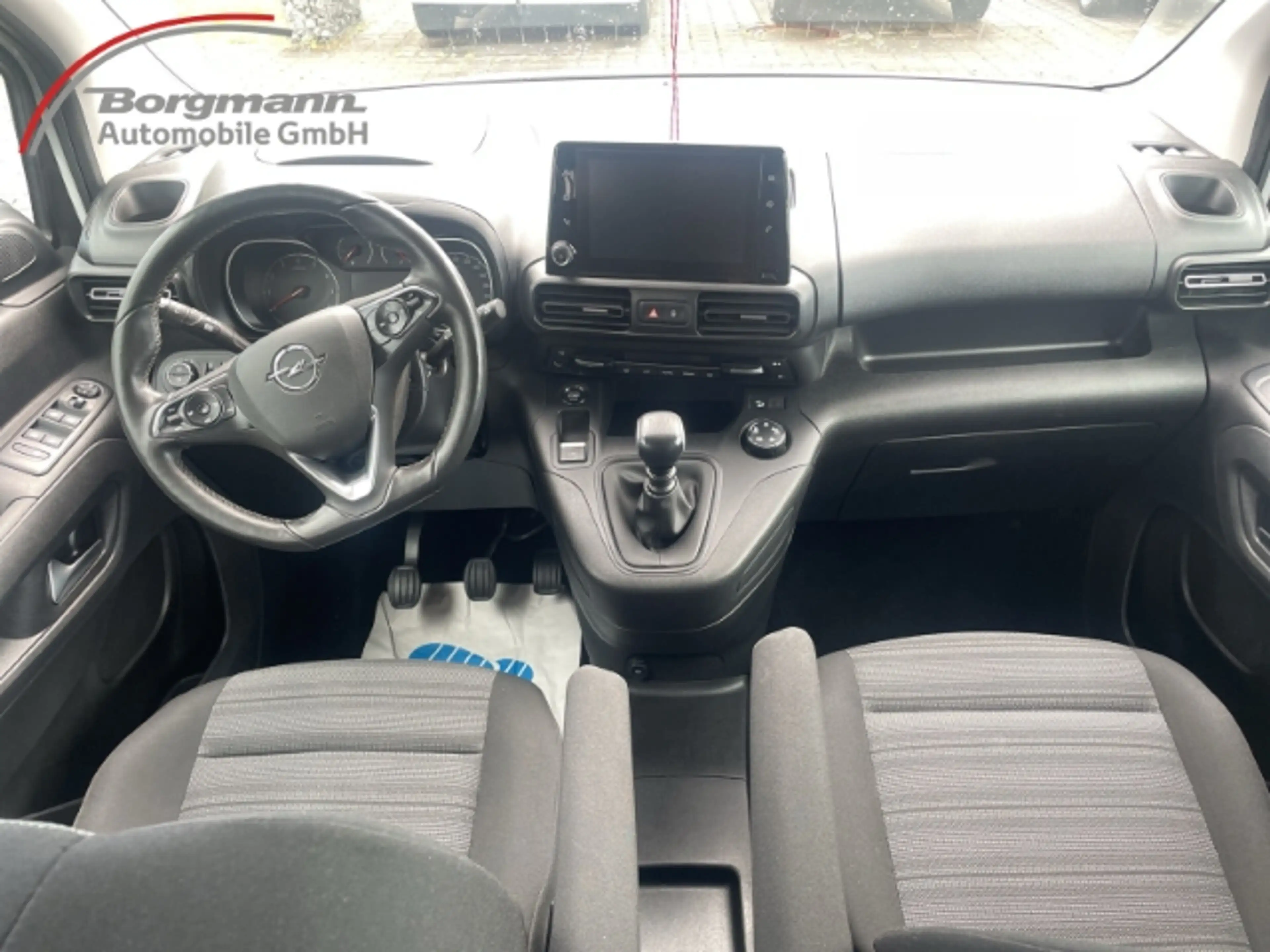 Opel Combo Life Elegance 1.5 Bluetooth - Rückfahrkamera - Navi — photo 9