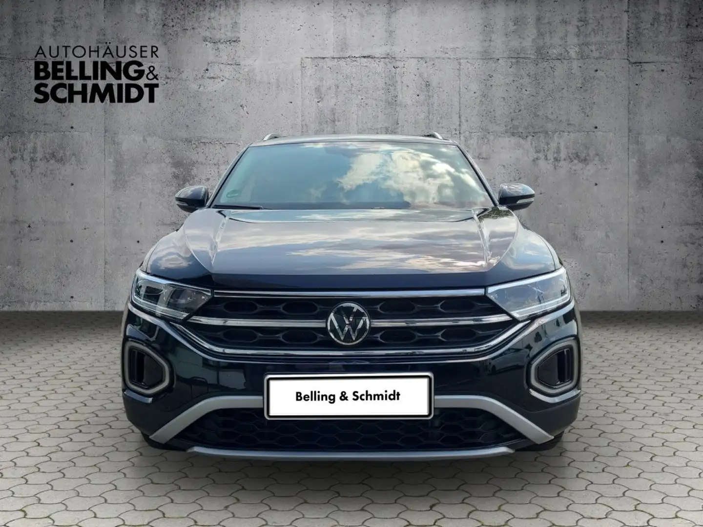 Volkswagen T-Roc 1.5TSI Aut. Style Navi AHK Climatronic LED Schwarz - 2