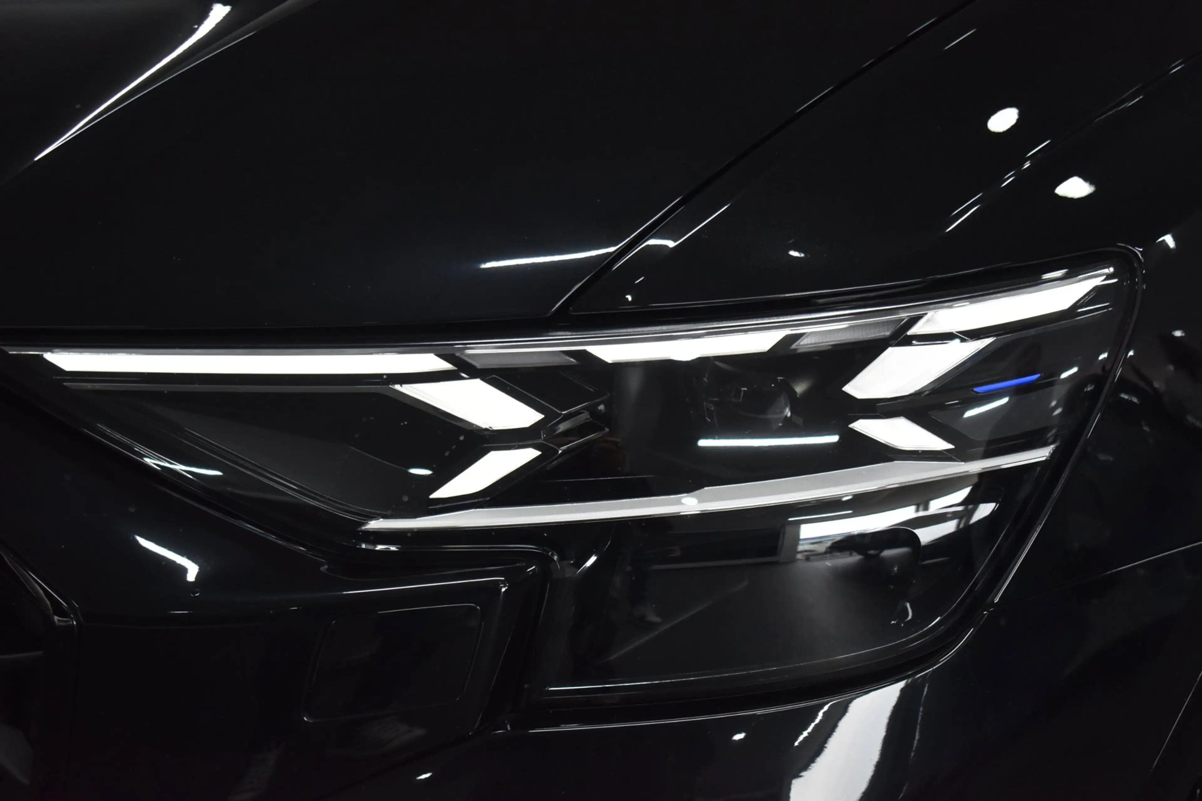 Audi Q8 60 TFSI e Quattro S-Line Competition 490pk | AKRAP — photo 11