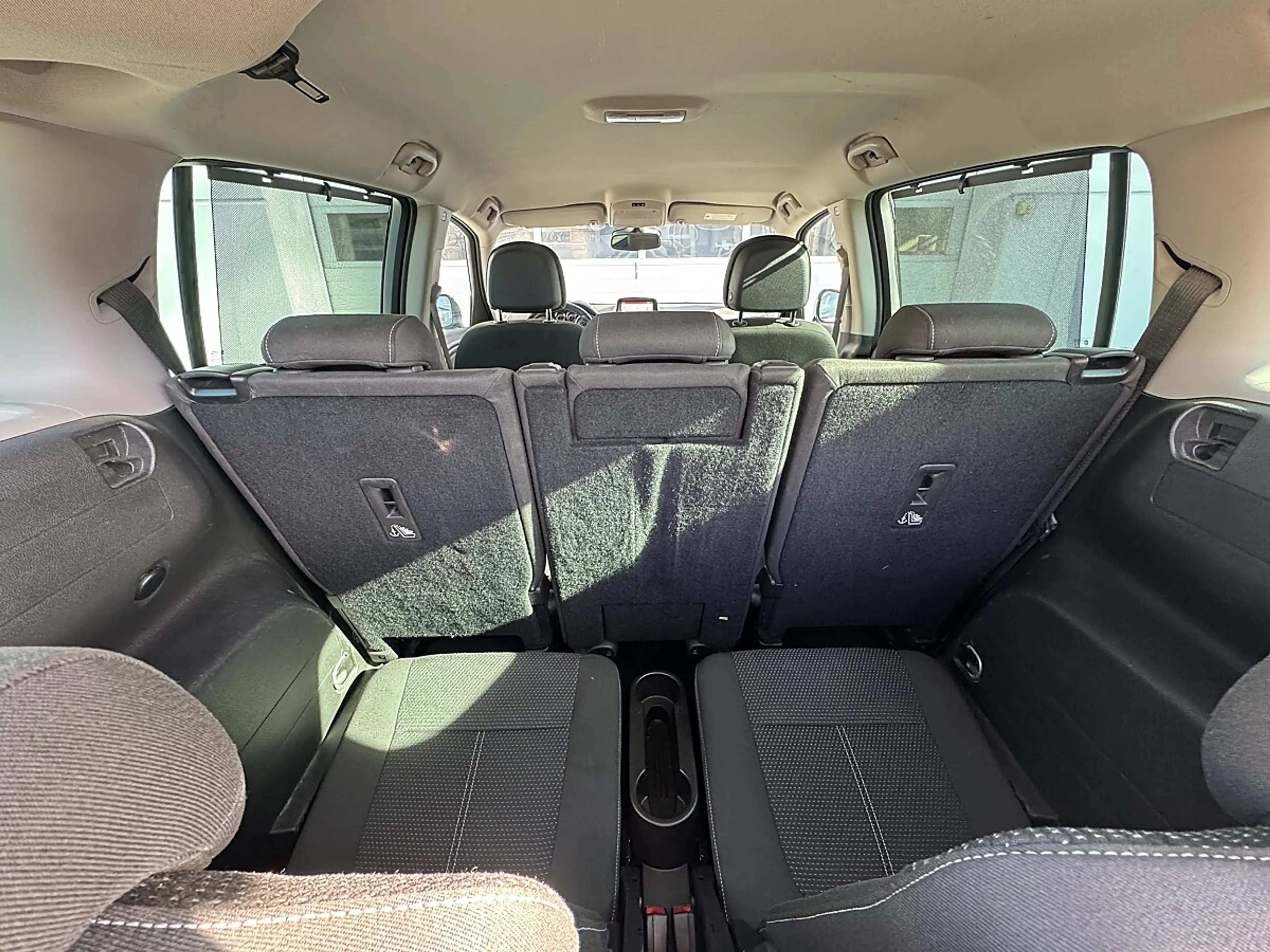 Opel Zafira Tourer 1,6 CDTI ecoflex Cosmo Start/Stop System — photo 13