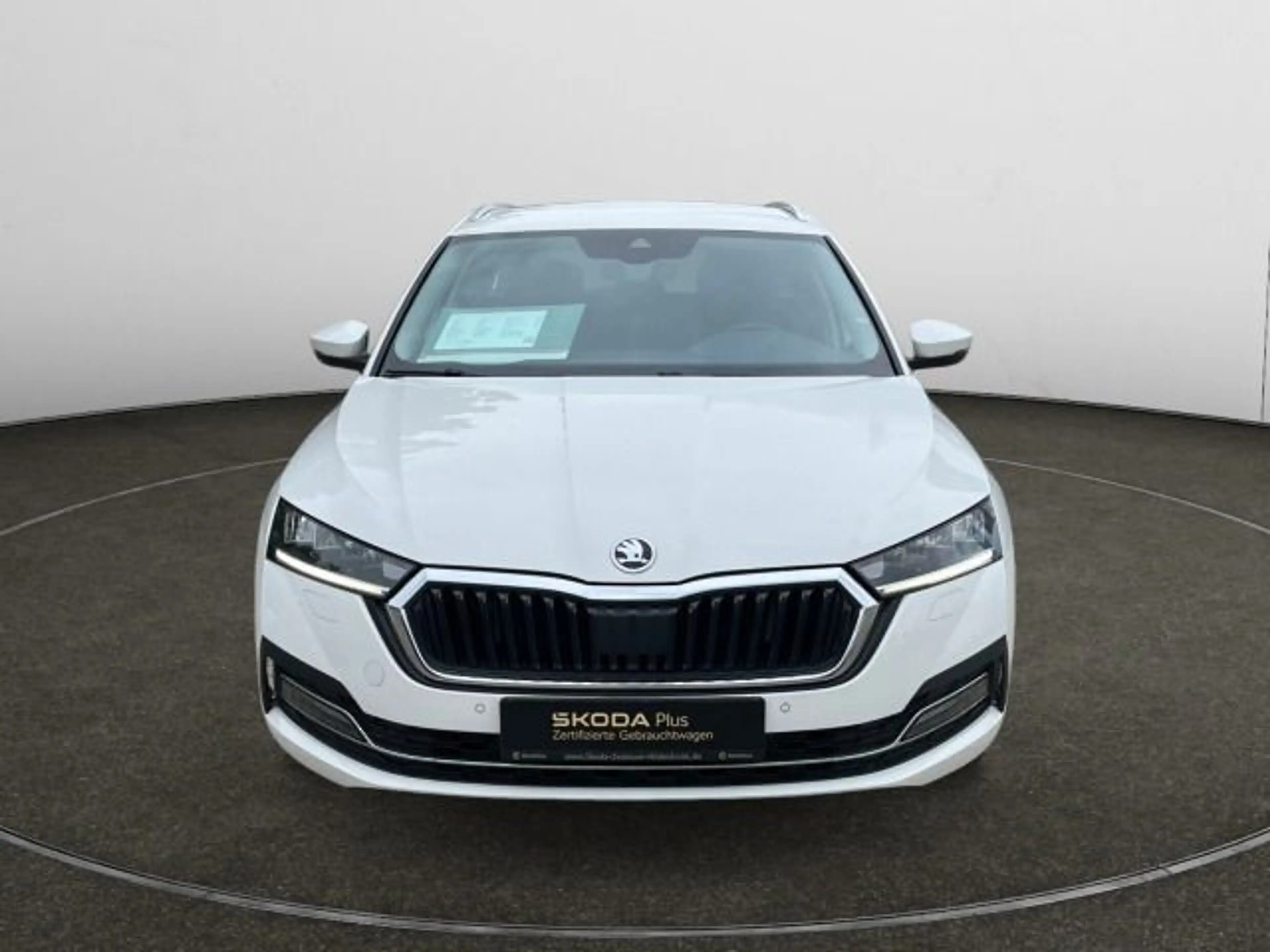 Skoda Octavia Combi 2.0 TDI DSG Style Navi,e.Heckklapp — photo 8