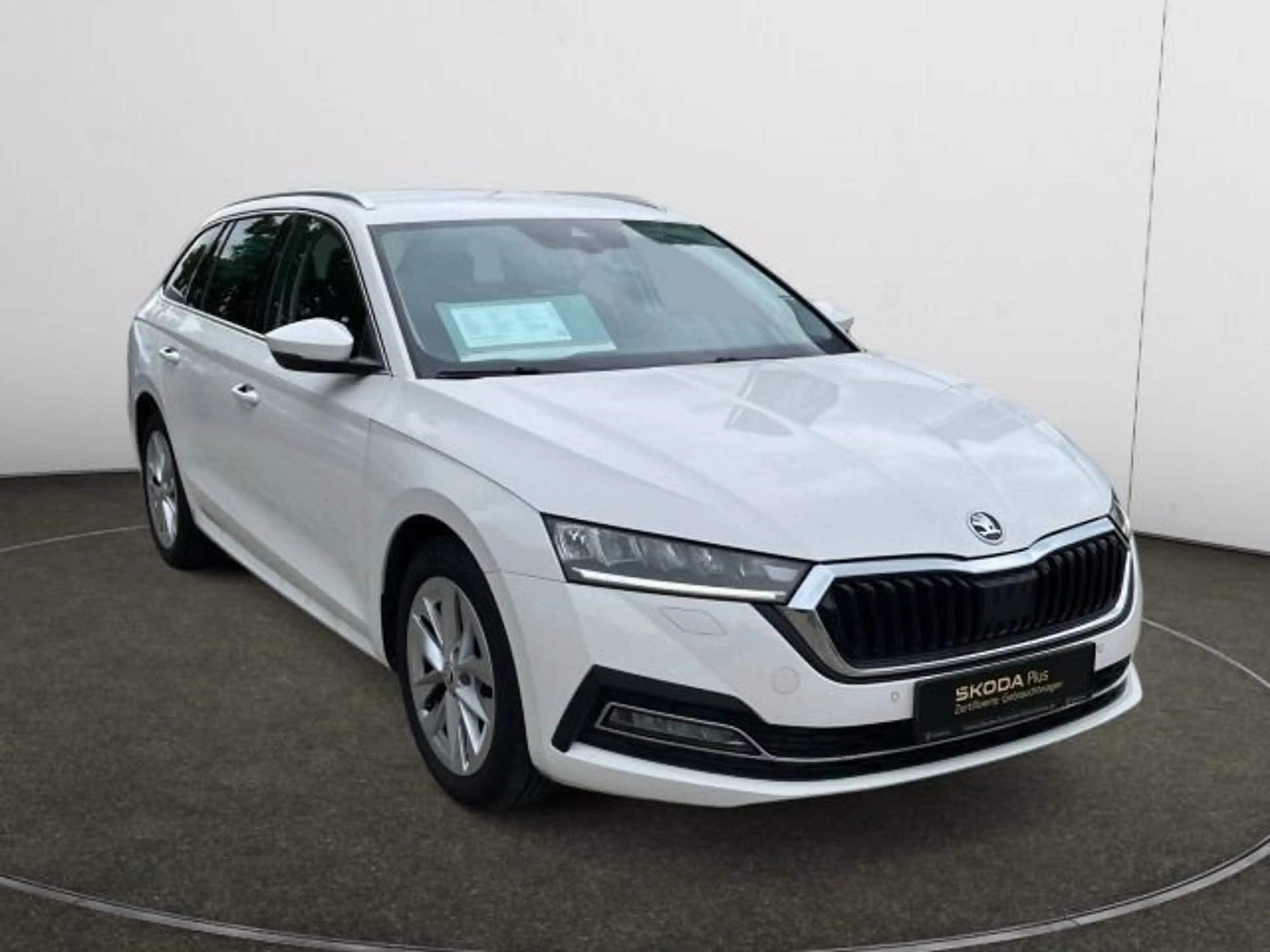 Skoda Octavia Combi 2.0 TDI DSG Style Navi,e.Heckklapp — photo 7