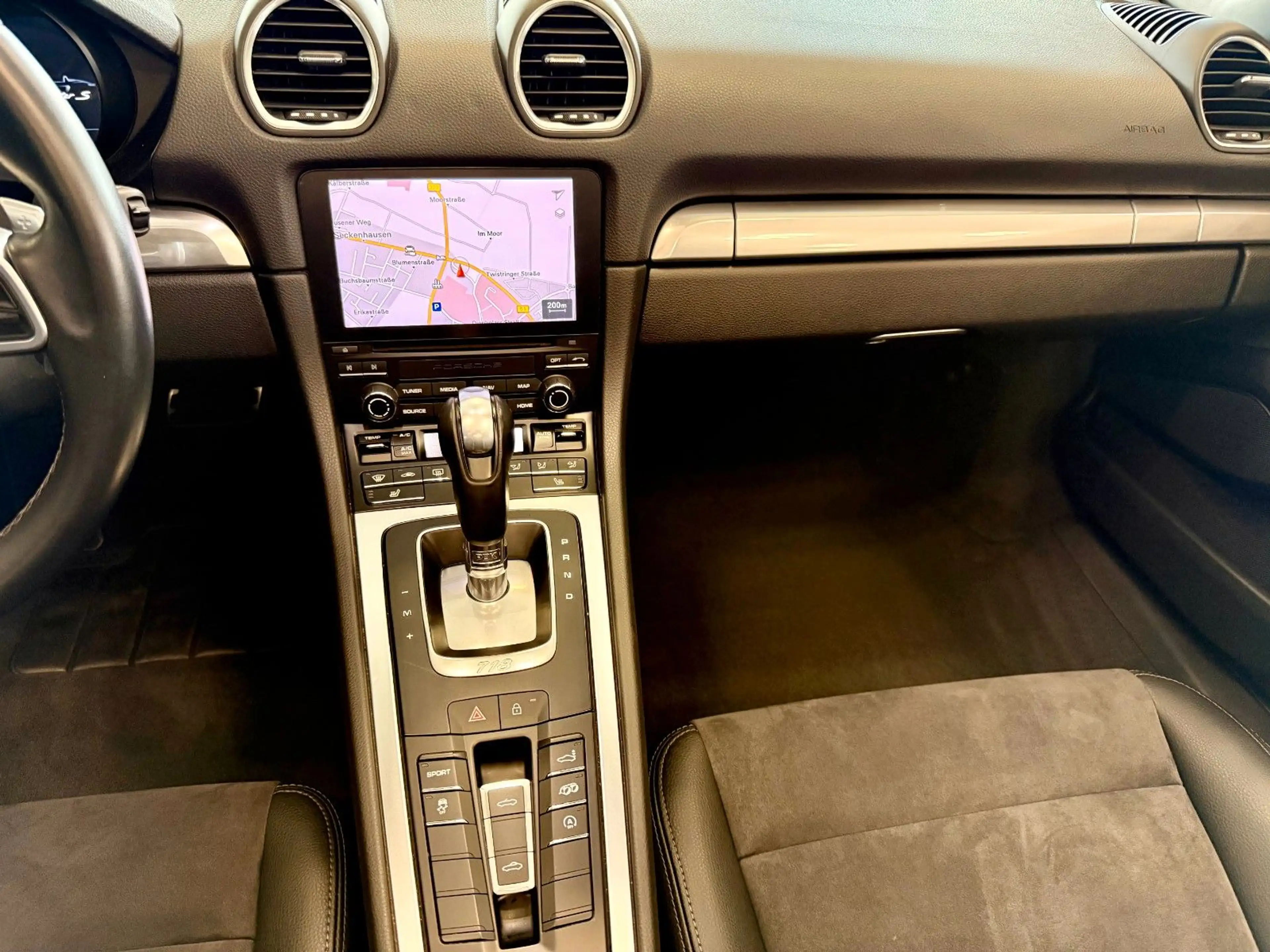 Porsche Boxster 718 Boxster S PDK Sportabgas/20Zoll/AppleCarPlay — photo 14