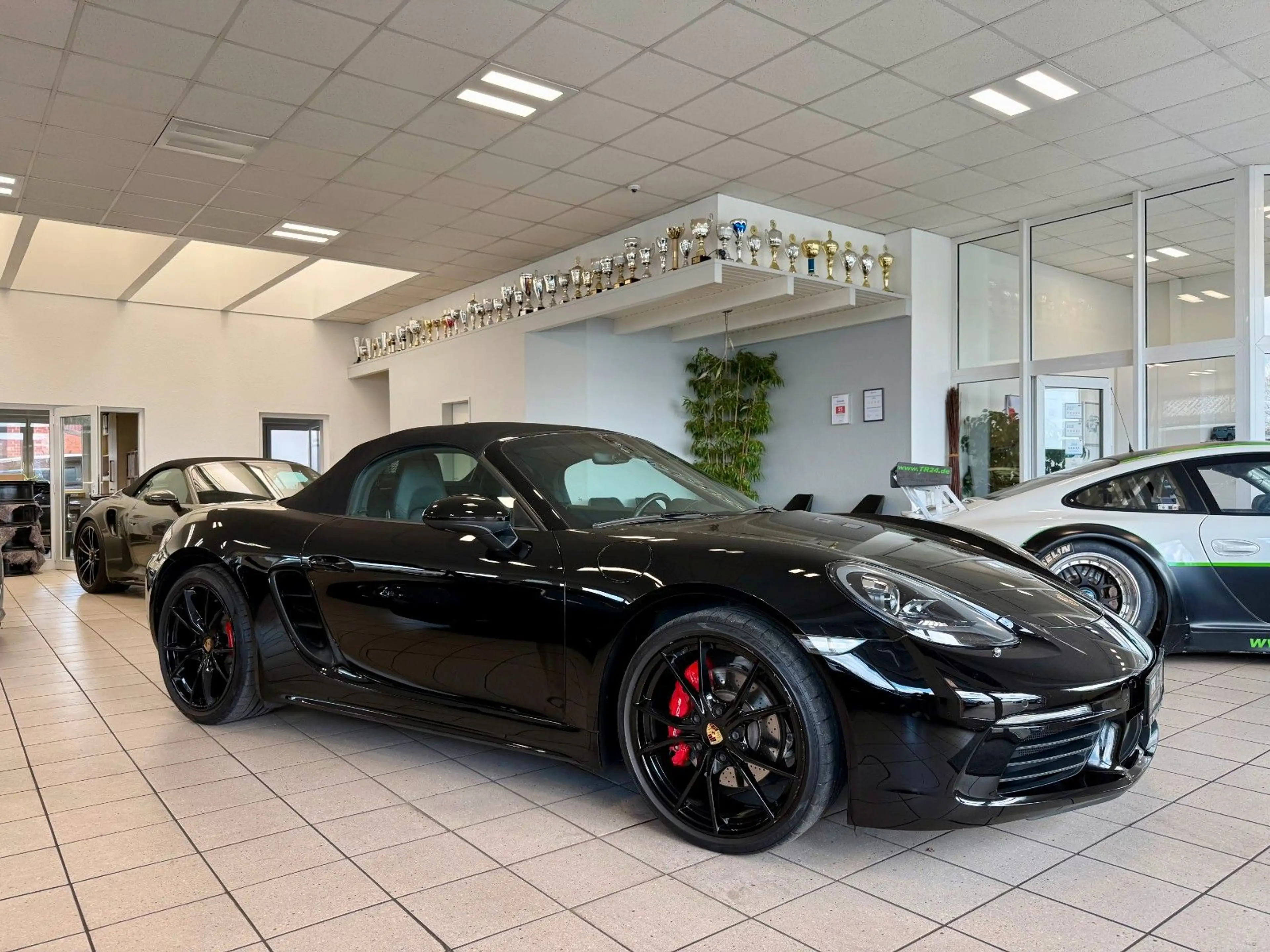 Porsche Boxster 718 Boxster S PDK Sportabgas/20Zoll/AppleCarPlay — photo 2