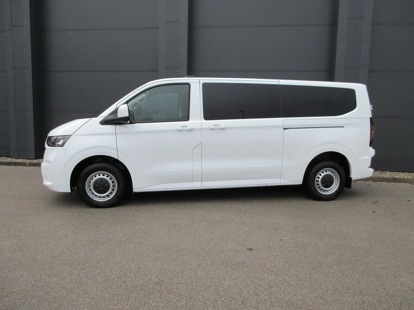 Volkswagen Transporter Kombi LR TDI Weiß - 2