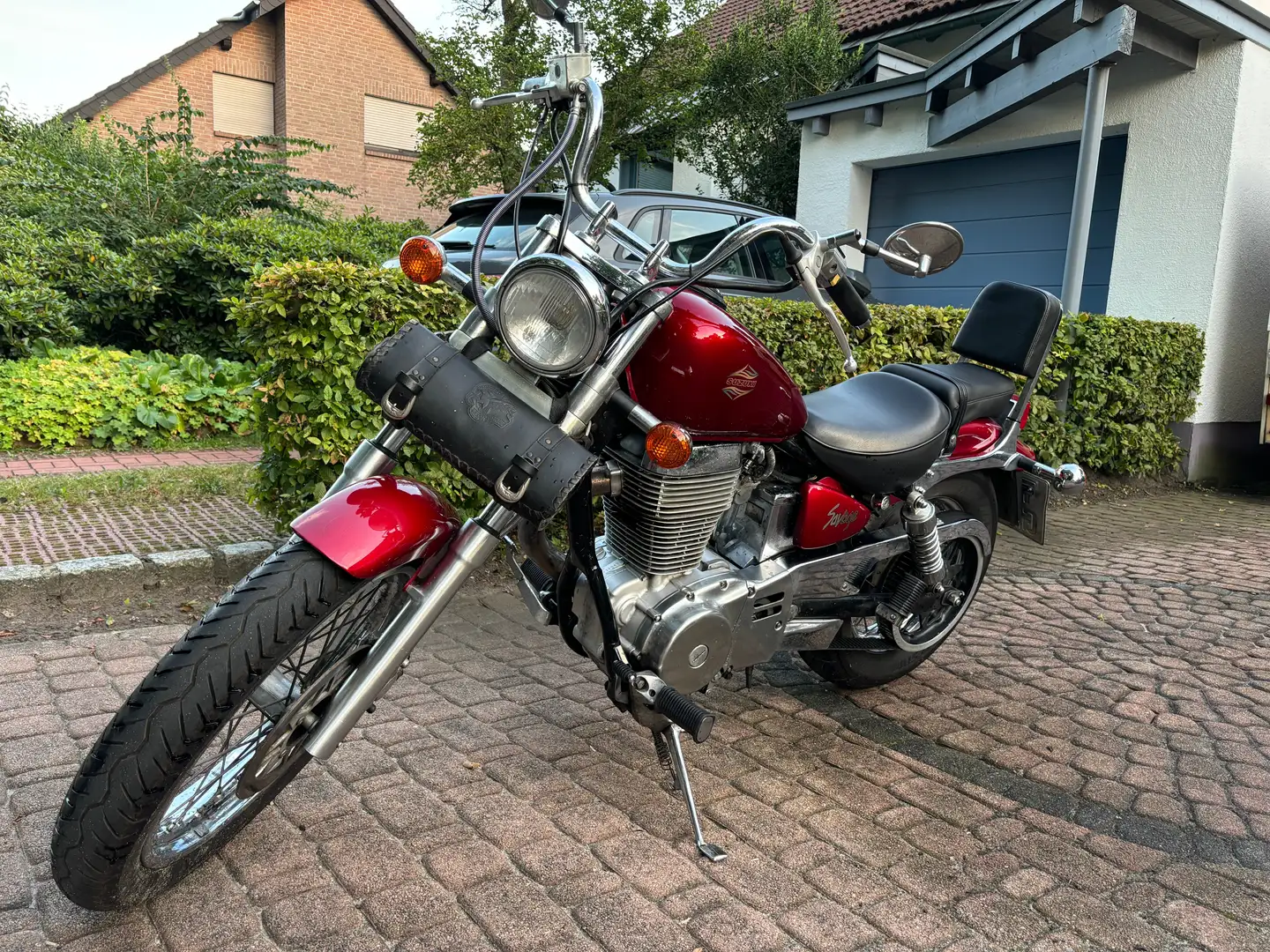 Suzuki LS 650 Rojo - 2