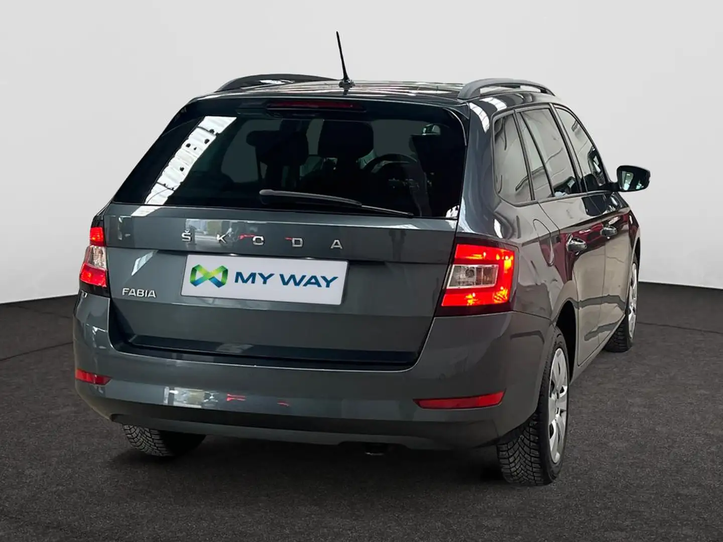 Skoda Fabia Fabia Combi Ambition 1,0 TSI 70 kW 7-speed automat. Grigio - 2
