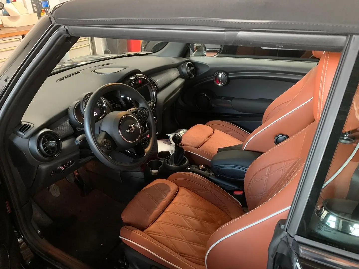 MINI Cooper D Cabrio Pepper Volleder braun, 8xAluräder Navi Чорний - 2