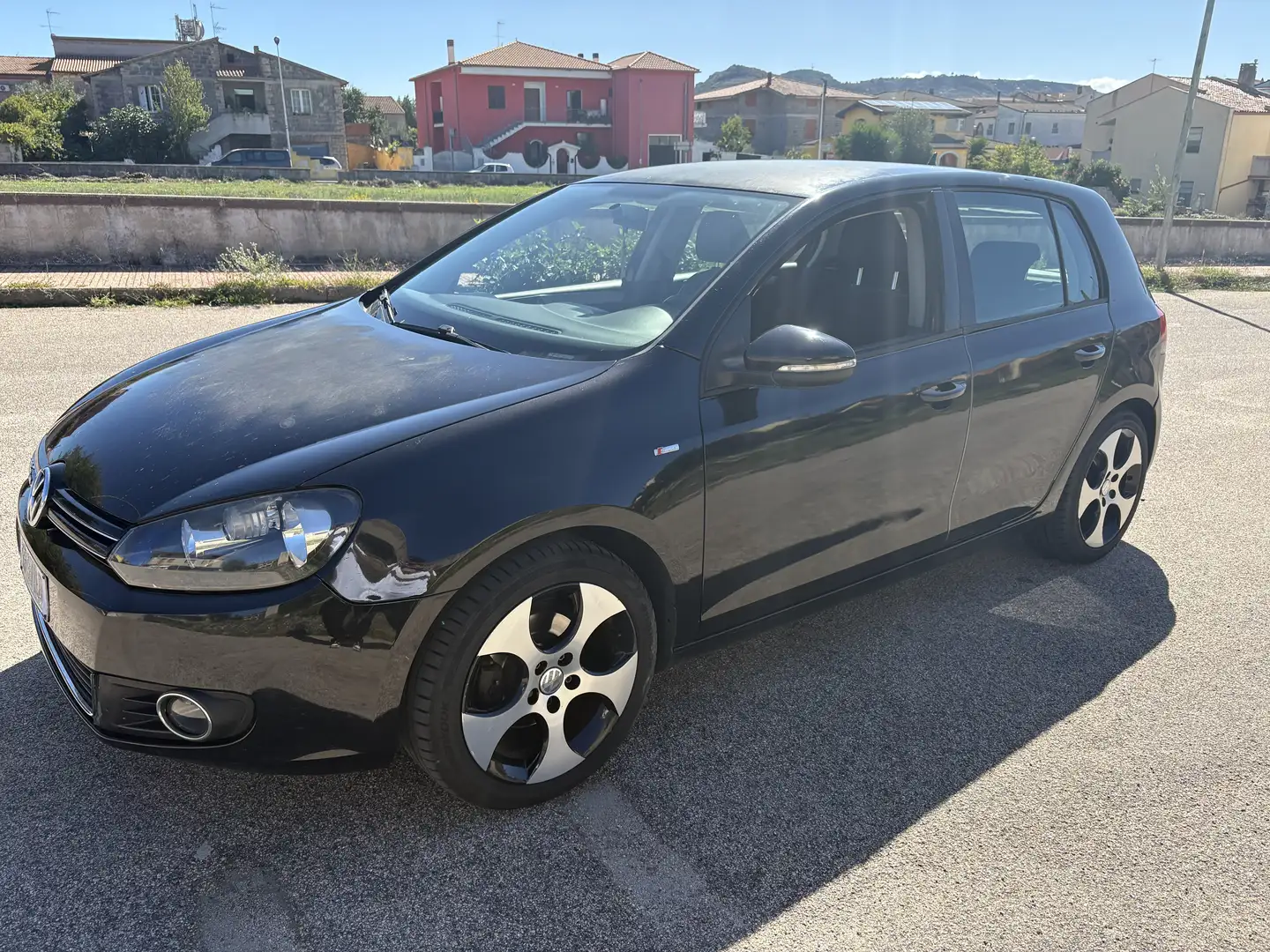 Volkswagen Golf 5p 1.6 tdi Highline - 2