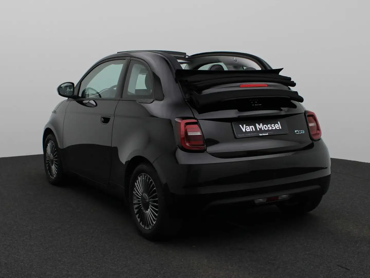 Fiat 500C Icon 42 kWh | Navigatie | Cabrio | Parkeersensoren Zwart - 2
