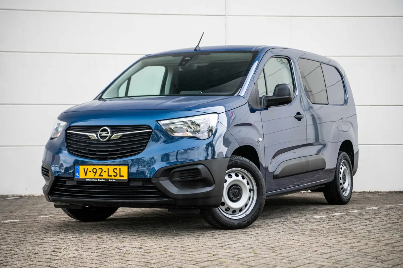 Opel Combo 1.2 110pk Benzine L2H1 Edition MARGE |Airco|Carpla Bleu - 1