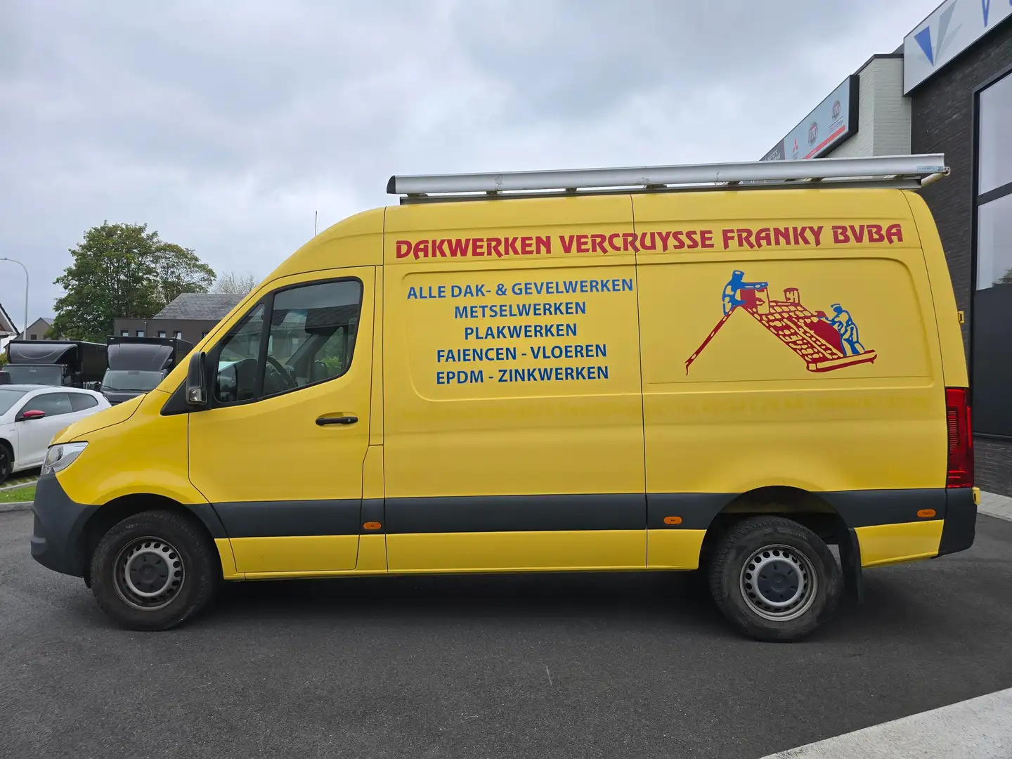 Mercedes-Benz Sprinter AUTOMAAT Jaune - 2