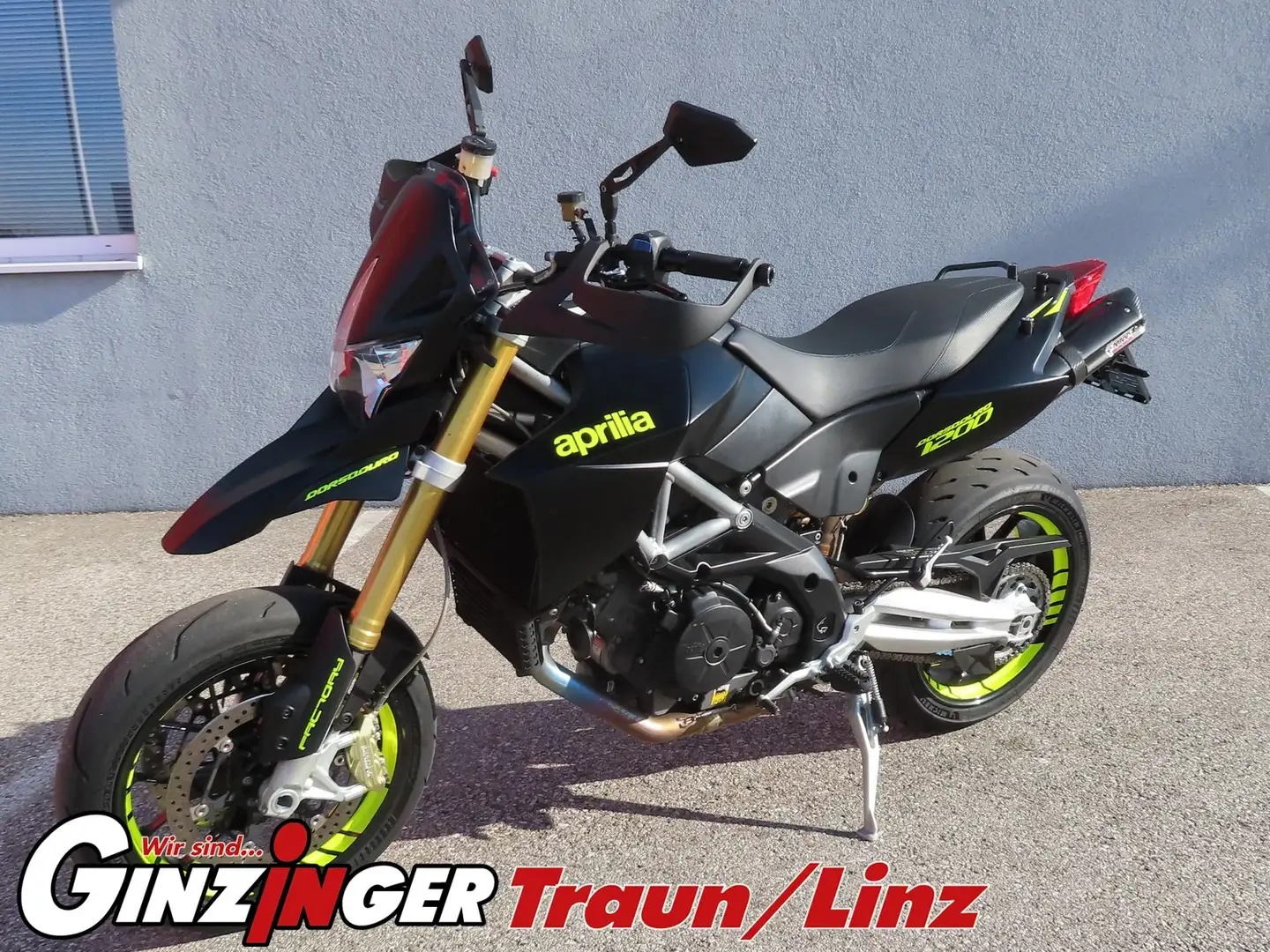 Aprilia Dorsoduro Fekete - 2