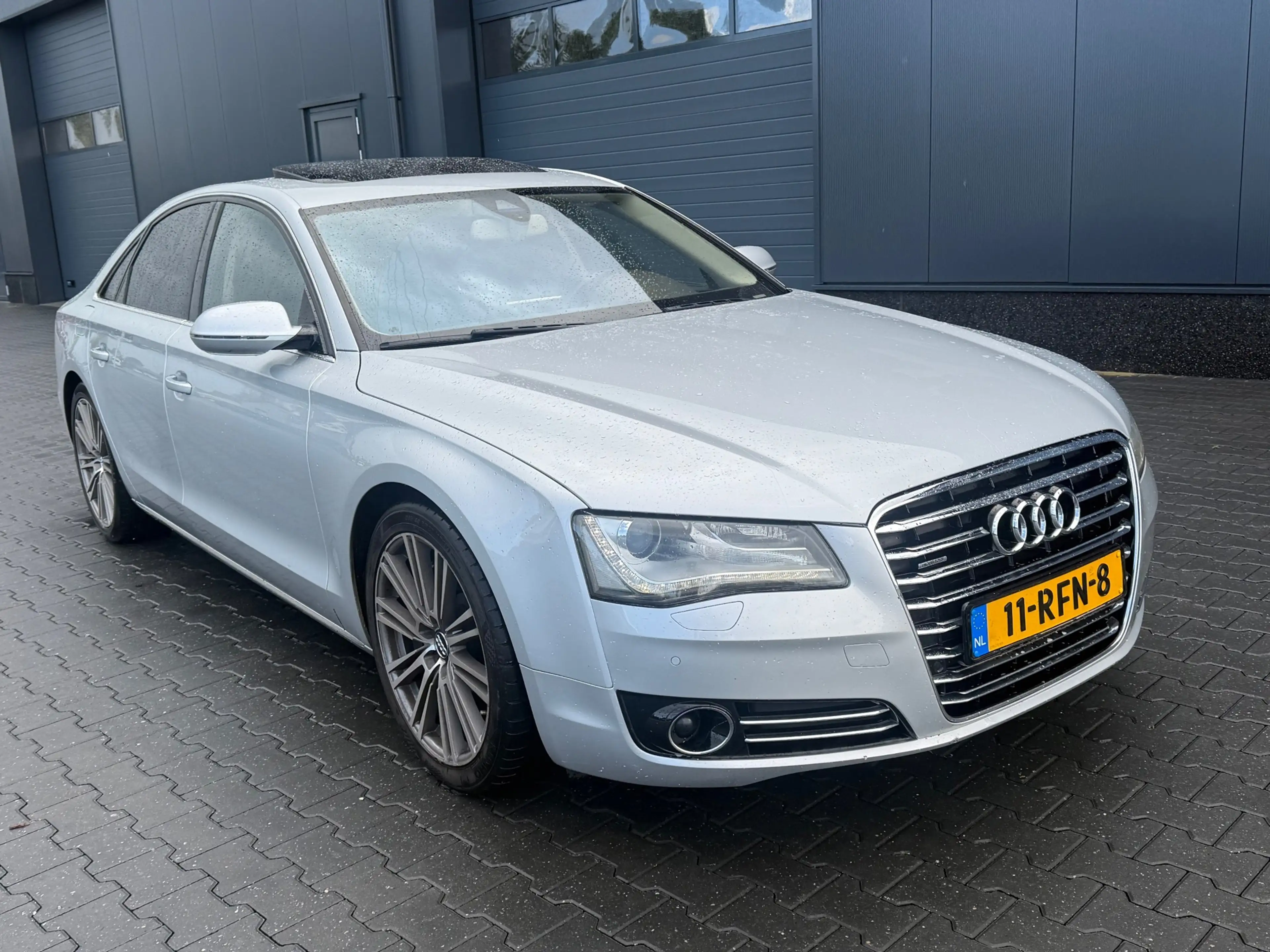 Audi A8 4.2 TDI Quattro 2010 Nieuw Model Schuifdak Carbon — photo 2
