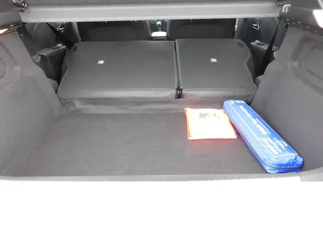 Opel Corsa view 10