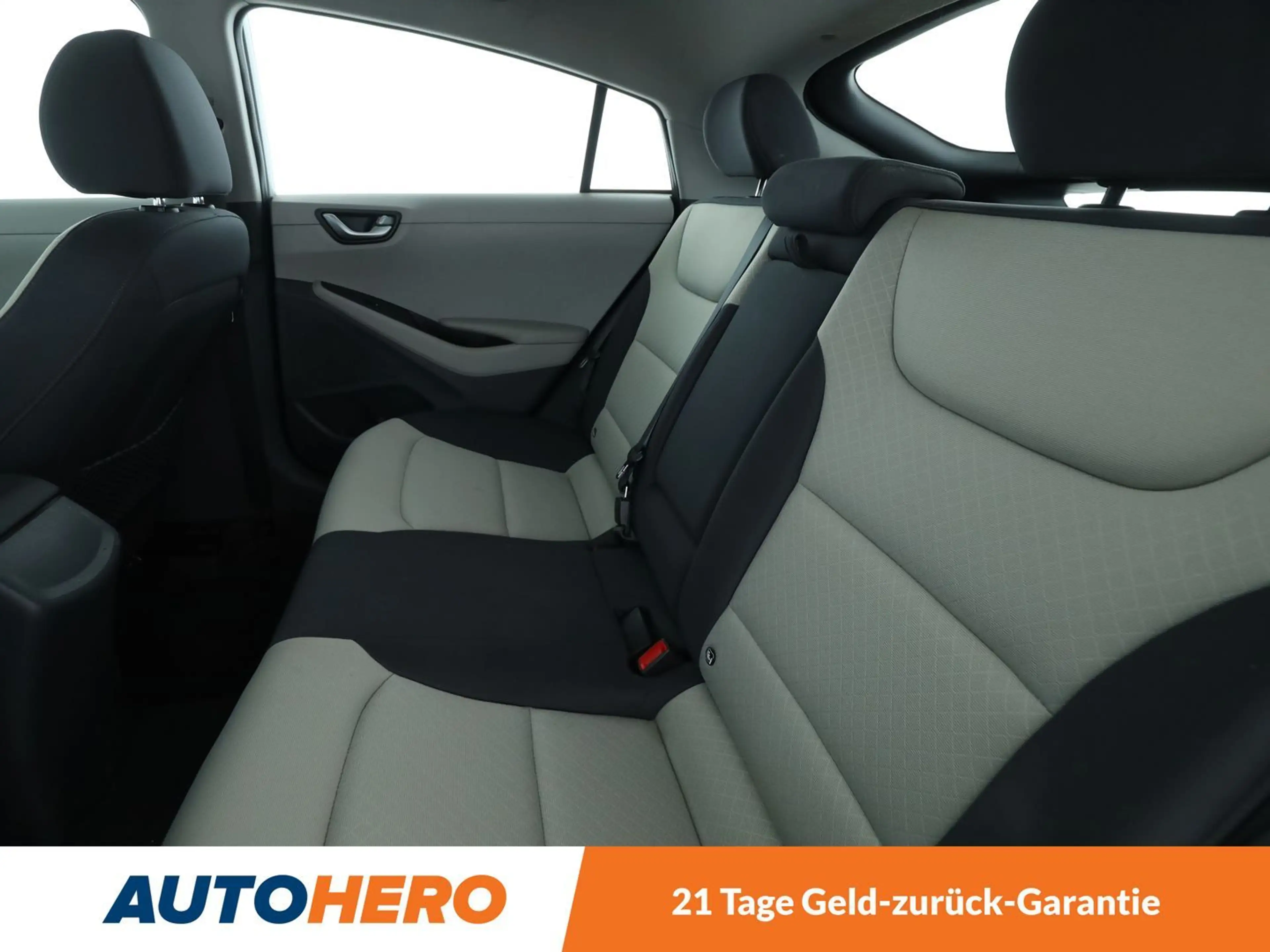 Hyundai IONIQ 1.6 Trend Plug-In Hybrid Aut.*TEMPO*CAM*PDC* — photo 15