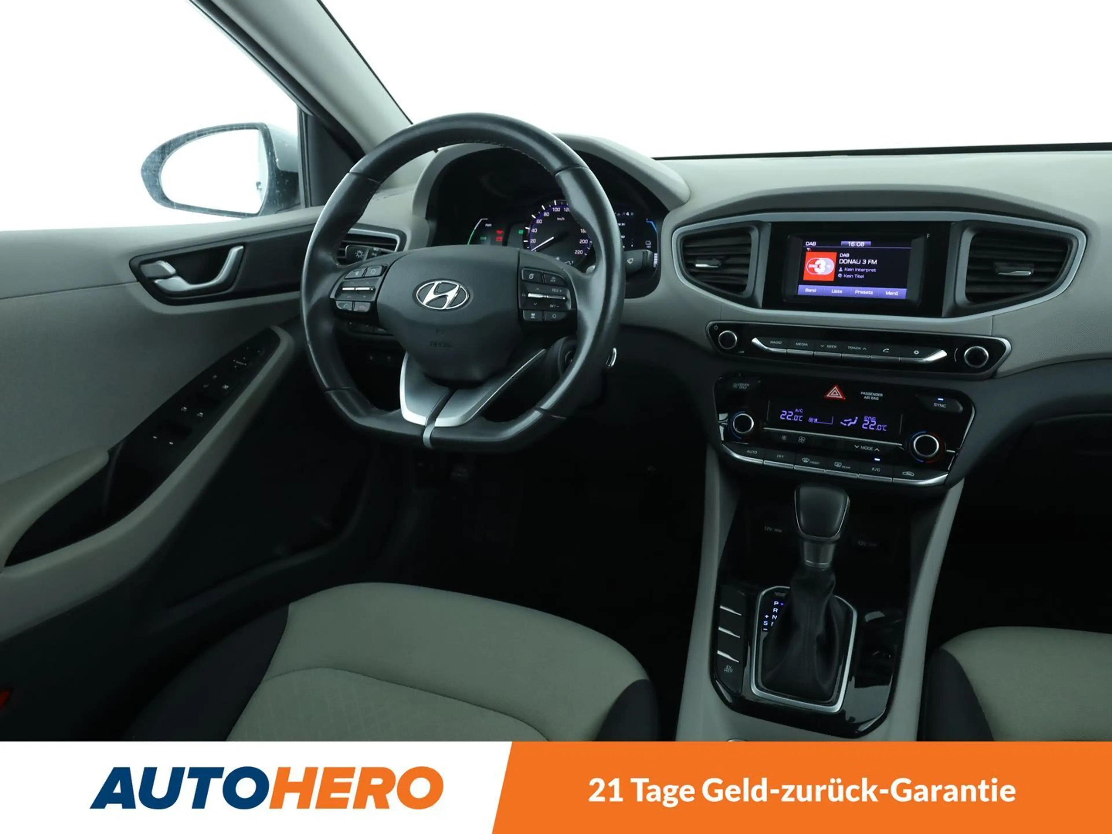 Hyundai IONIQ 1.6 Trend Plug-In Hybrid Aut.*TEMPO*CAM*PDC* — photo 13