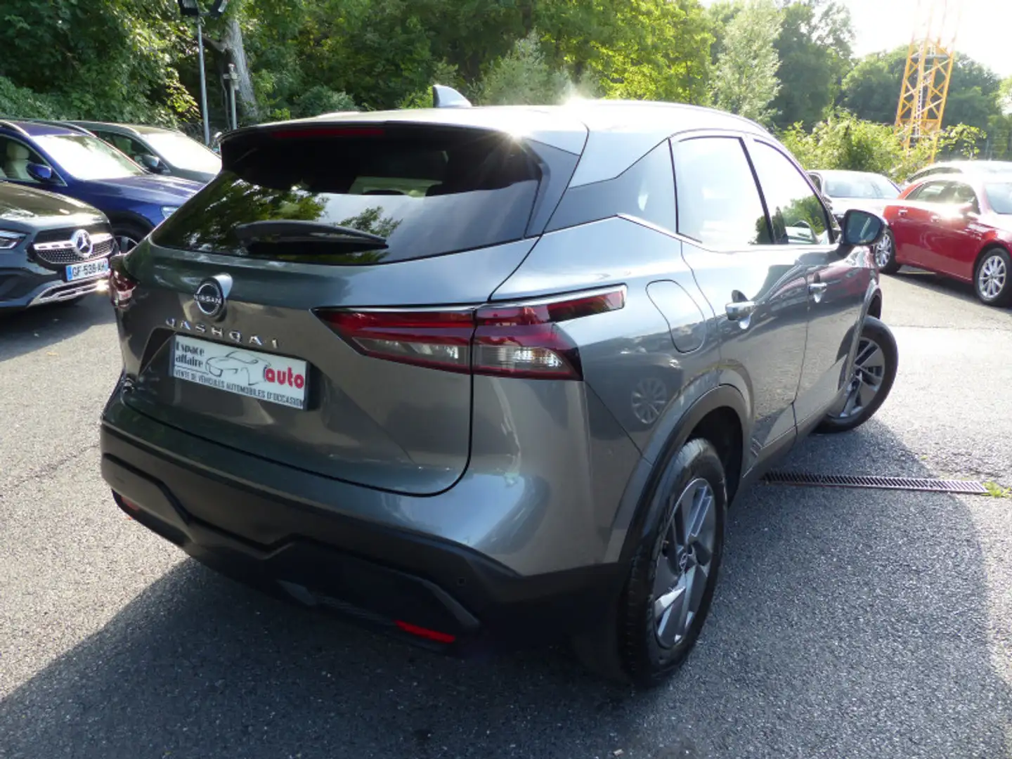Nissan Qashqai 1.3 MILD HYBRID 140CH N-CONNECTA 2022 Gris - 2