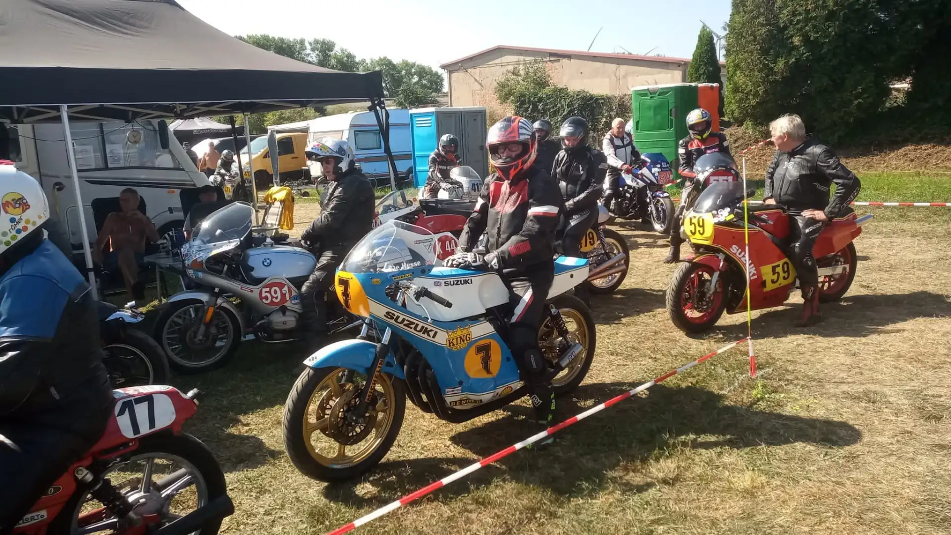 Suzuki GS 750 Albastru - 2