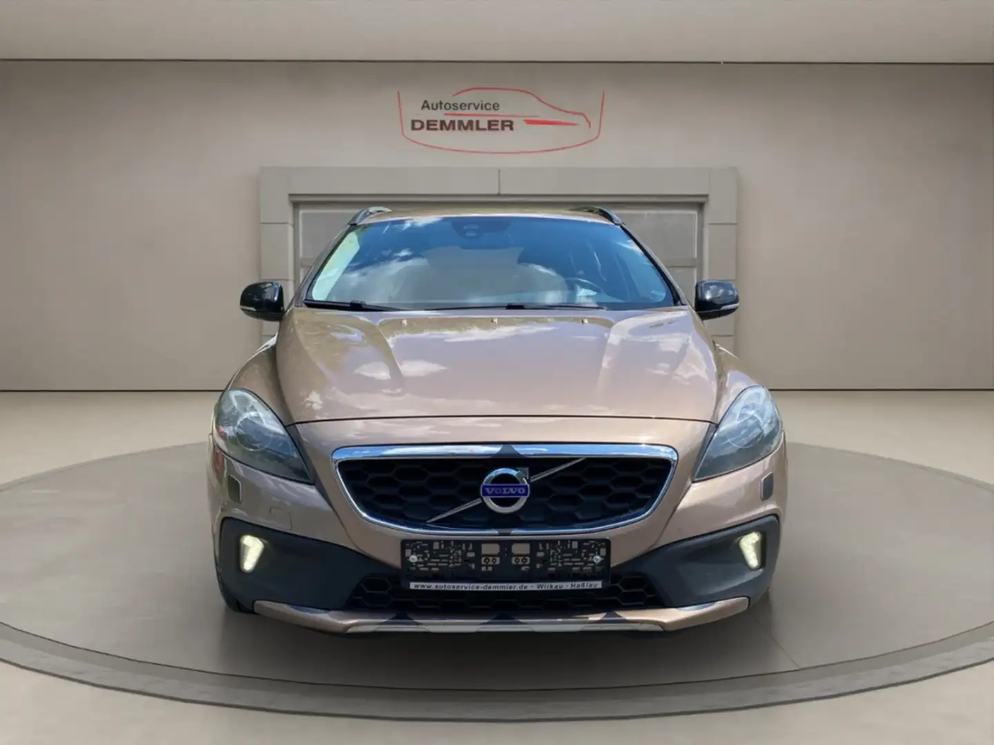 Volvo V40 Cross Country Momentum ,Navi,Pano-Dach,Tempomat Marrone - 2