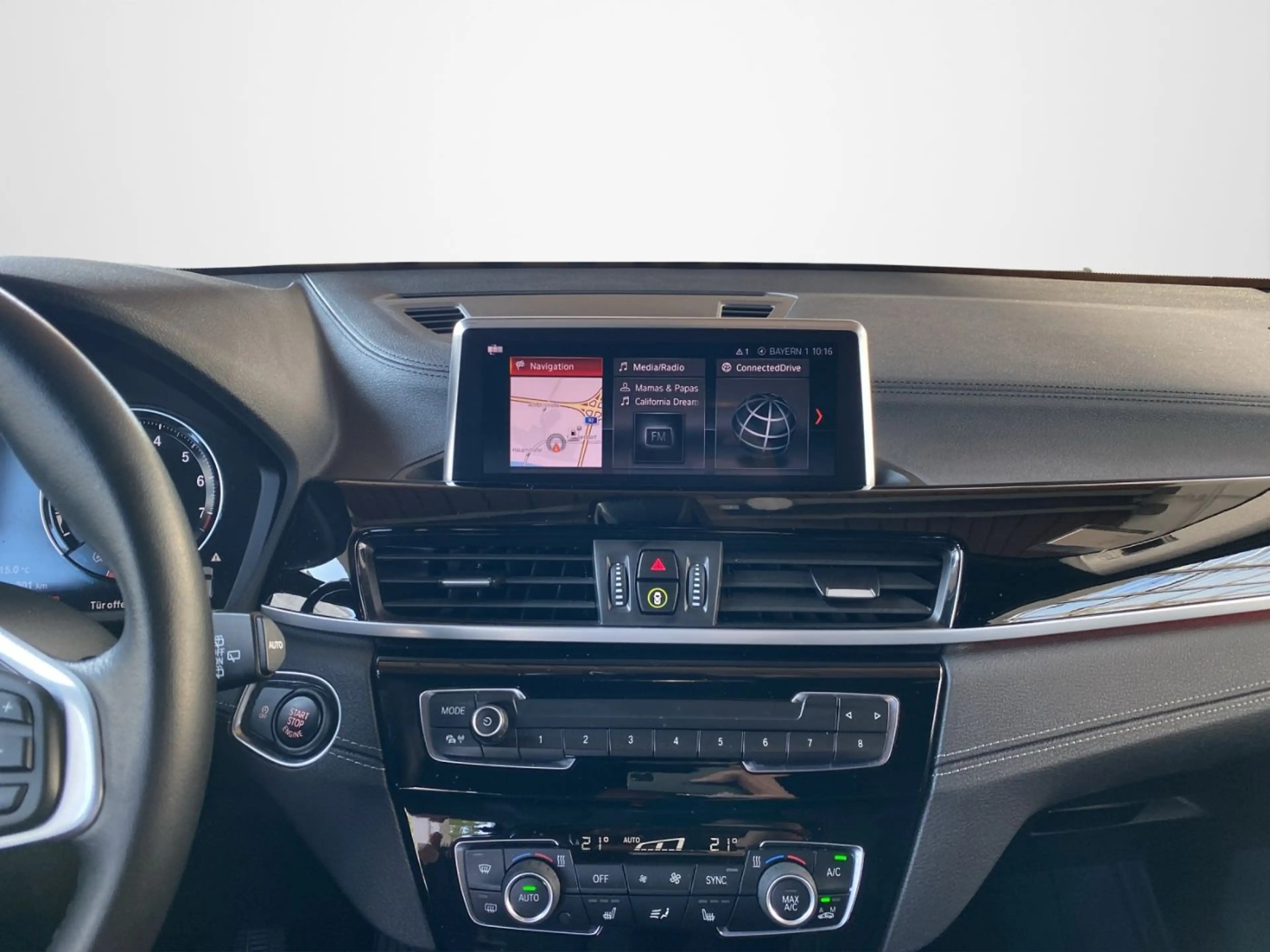 BMW X2 sDrive 18i Advantage Plus LED+2xKlima+KlimaA — photo 11