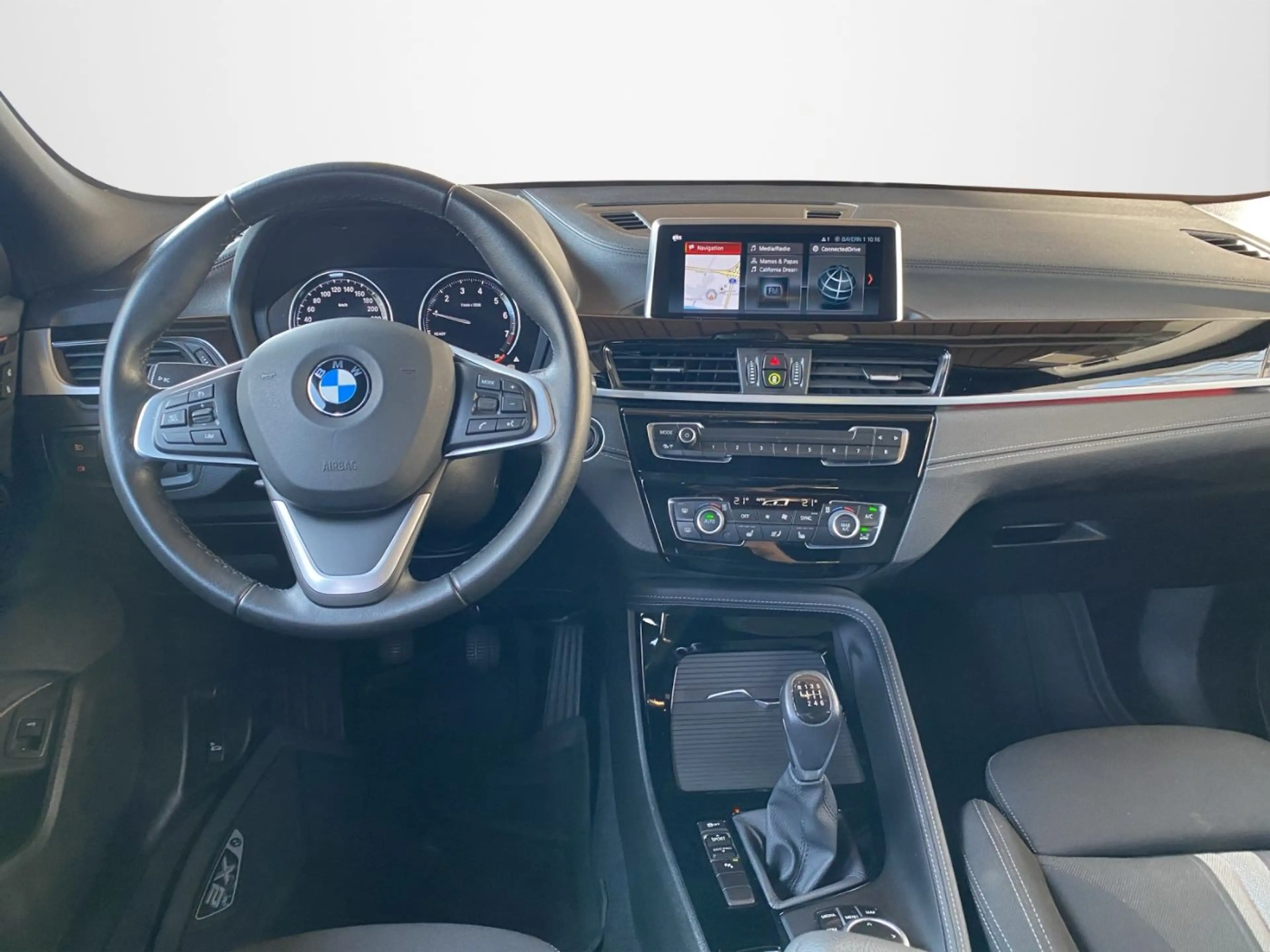 BMW X2 sDrive 18i Advantage Plus LED+2xKlima+KlimaA — photo 8