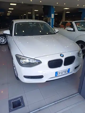 BMW 114 114i 3p. Sport