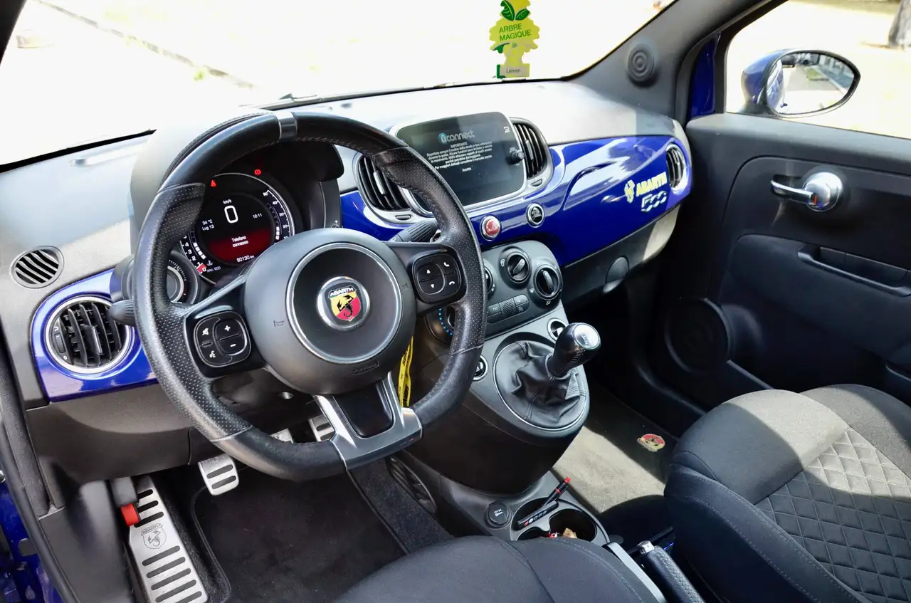 Abarth 595 2021 — фото 7