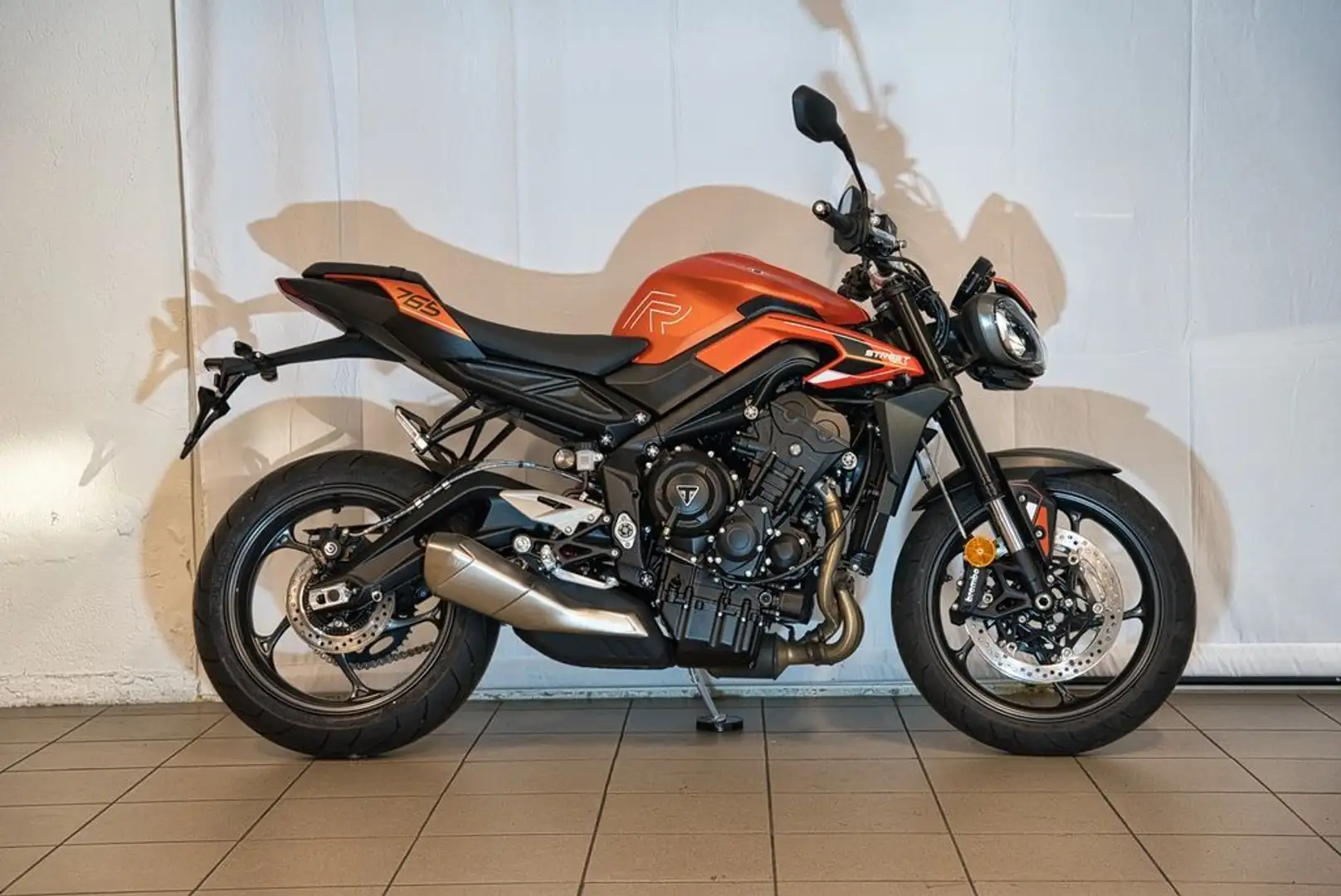 Triumph Street Triple R Orange - 2