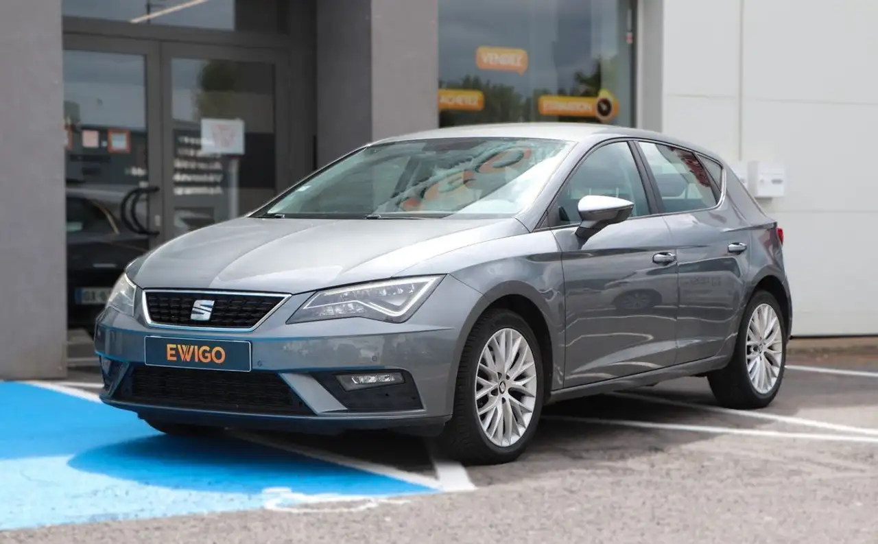 Seat Leon 1.6 tdi 115ch dsg bva carplay camera