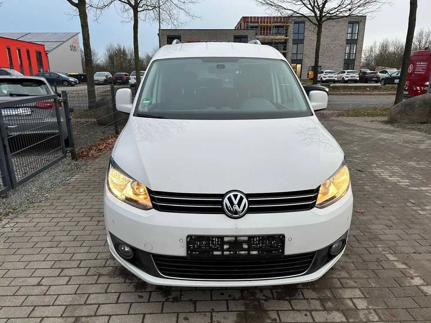 Volkswagen Caddy 1.6 TDI Cup BMT Temp. PDC AHK Climatronic Weiß - 2