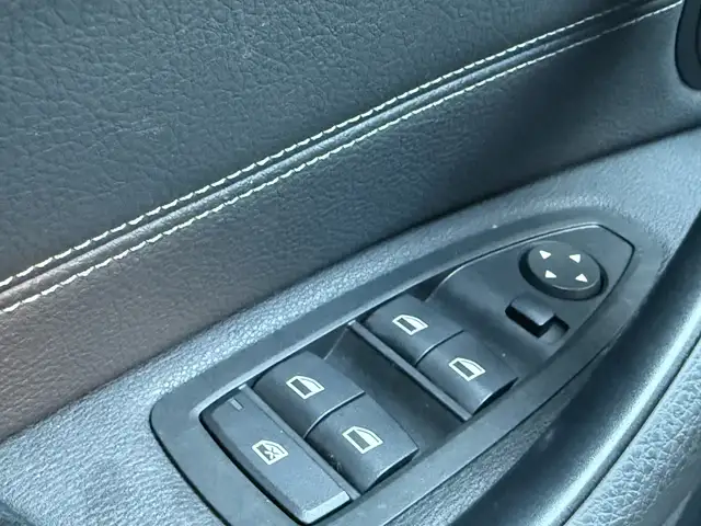 BMW X1 view 8