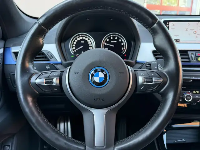 BMW X1 view 12