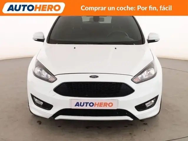 Ford Focus view 9