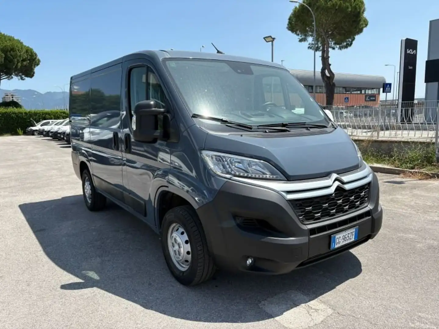Citroen Jumper 30 LH1 BlueHDi 120CV Grijs - 2