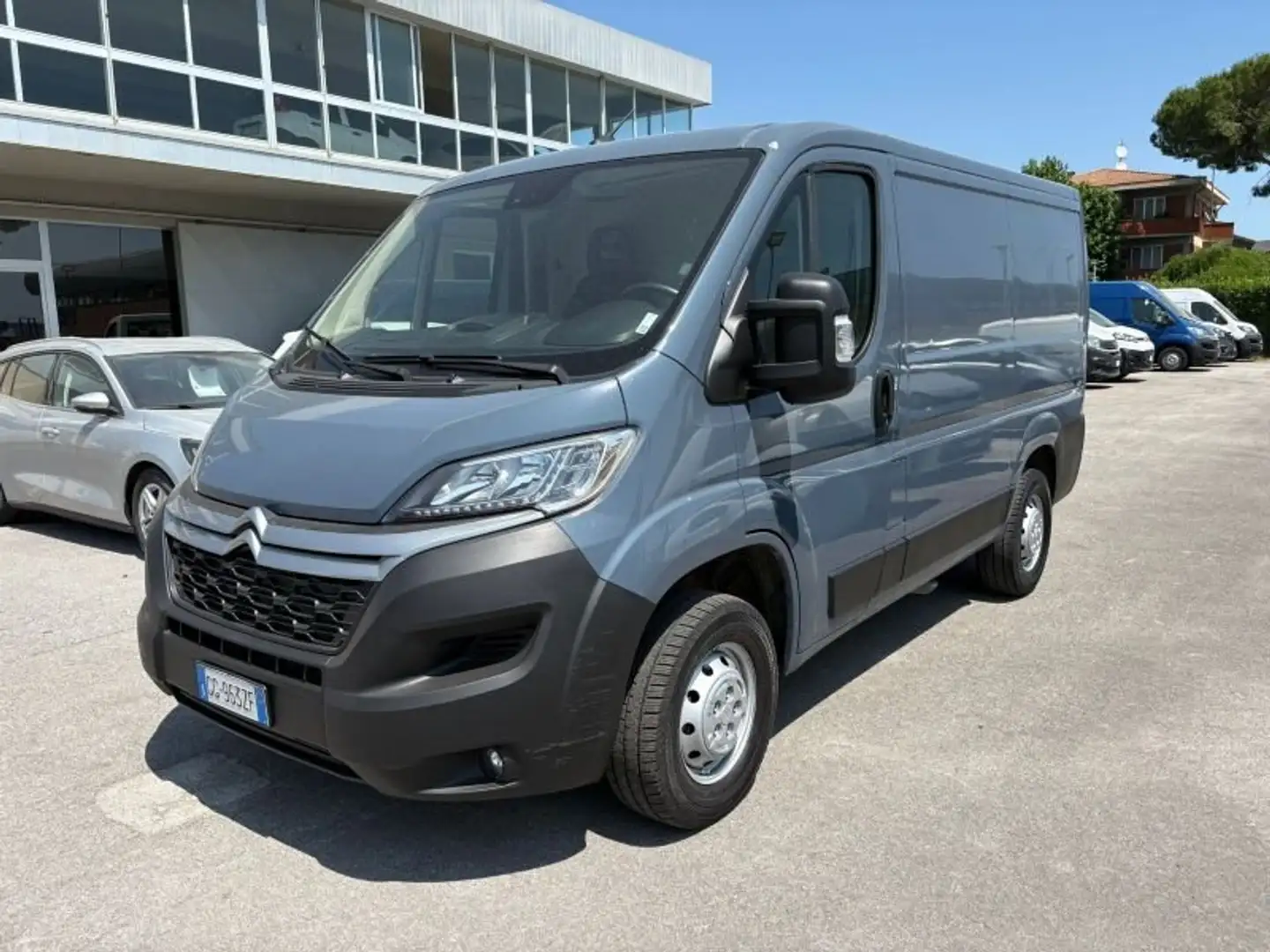 Citroen Jumper 30 LH1 BlueHDi 120CV Grijs - 1